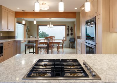 South Hill home takes advantage of bay views